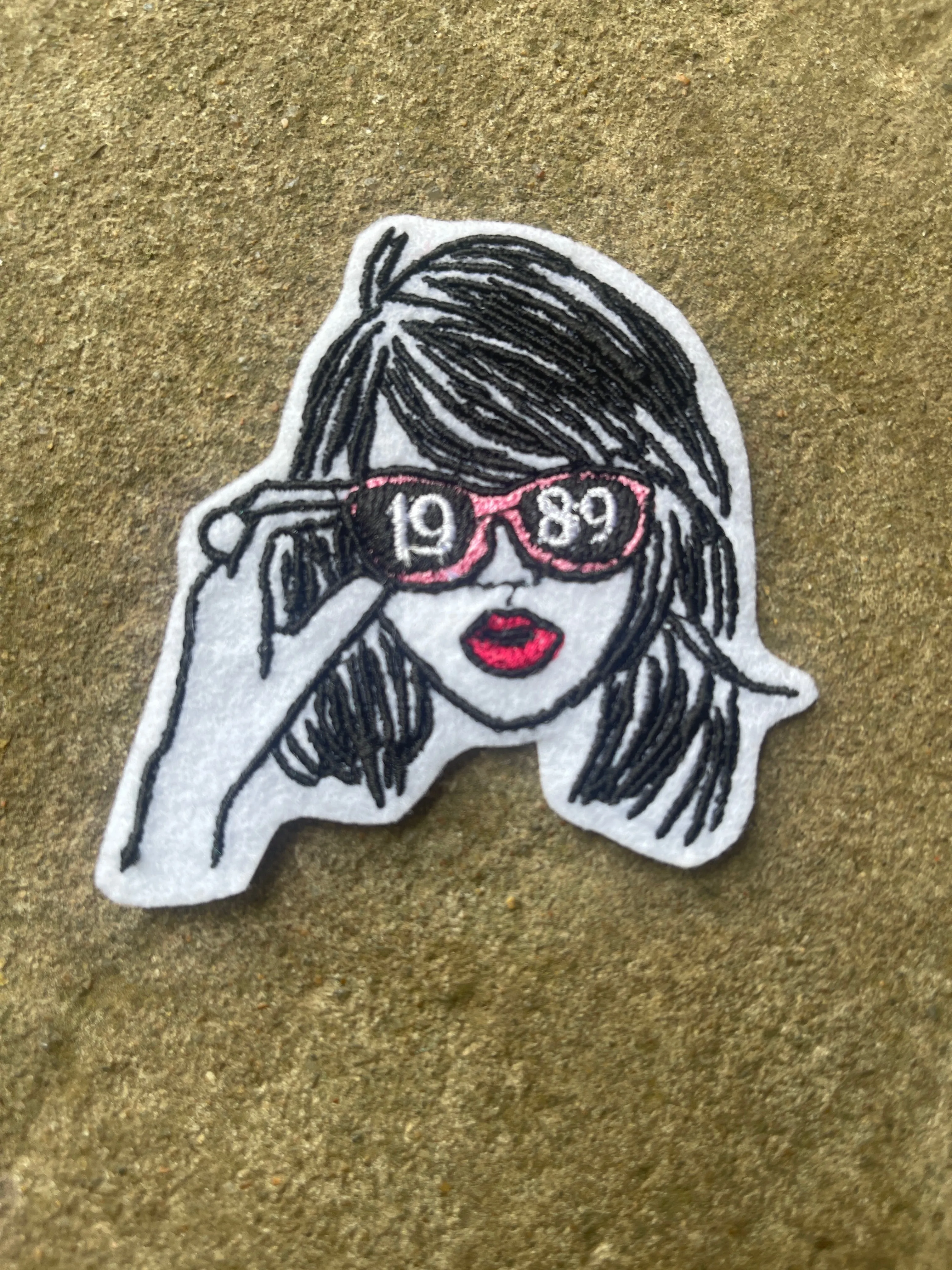 1989 girl iron on embroidered patch