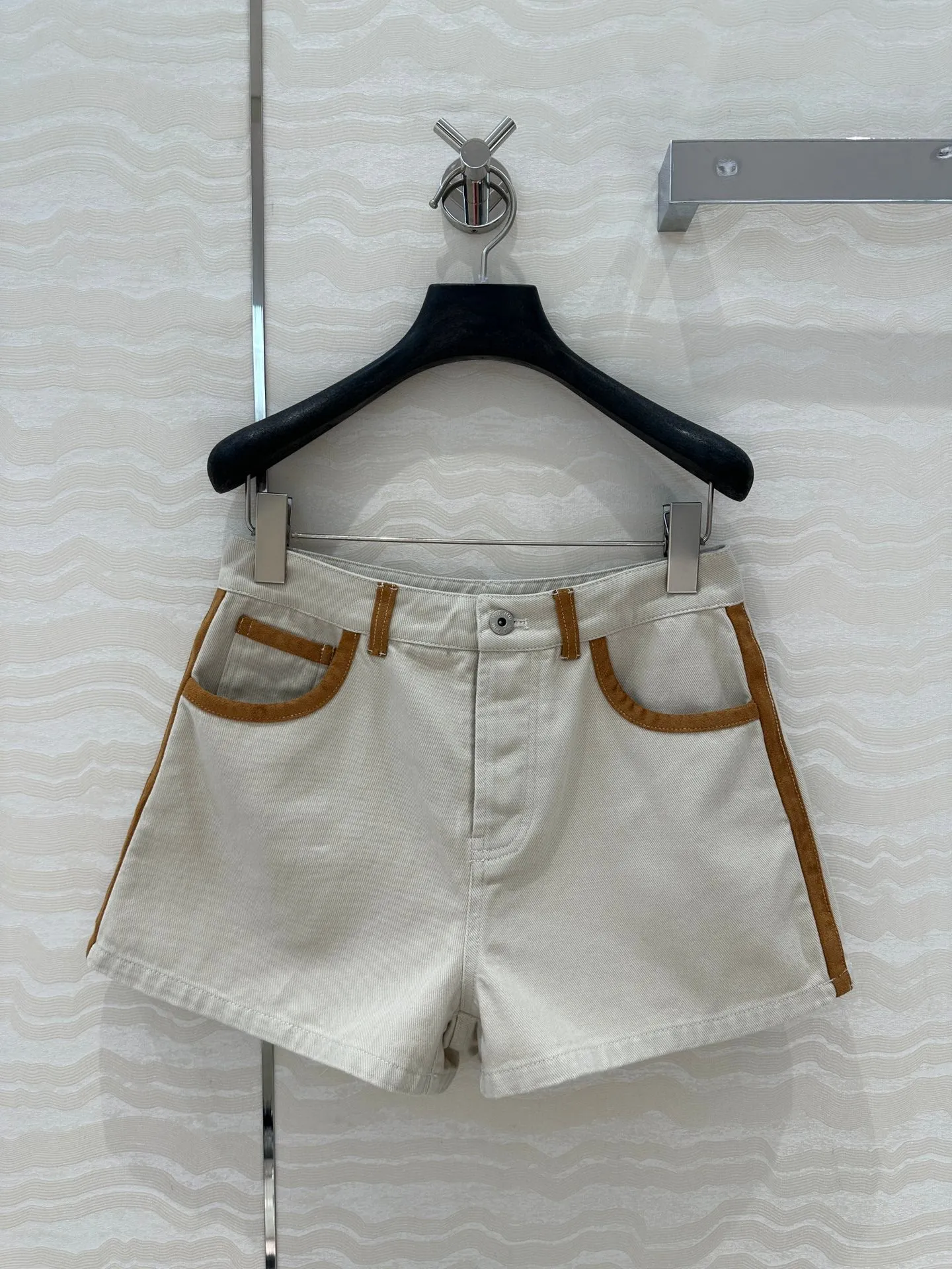 25 new contrast color hemming denim jacket   same style denim shorts