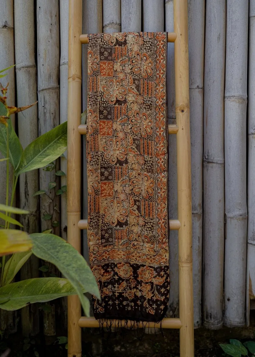 AMBER REFINED SILK SARONG