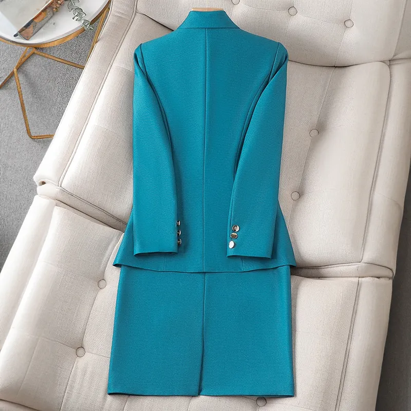 AURORAVÈRVE BUSINESS ENSEMBLE BY LILIAN-THOURAM™