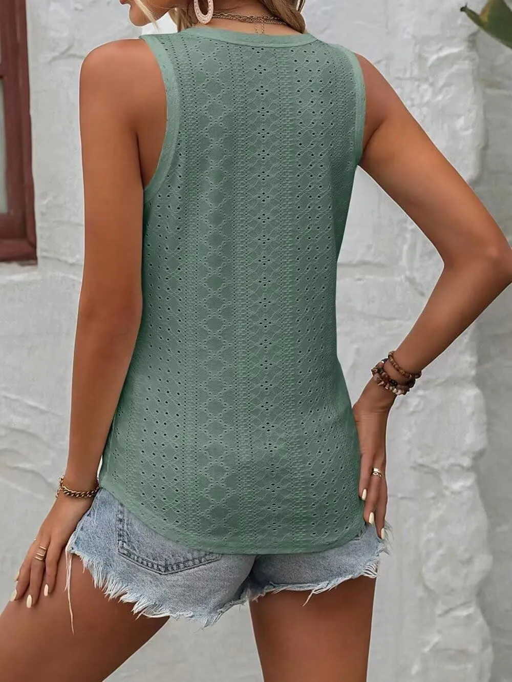 Button Embroidered Eyelet Tank Top Women Summer Tops Casual Country V Neck Tee Shirts Sleeveless Fashion Loose Blouse