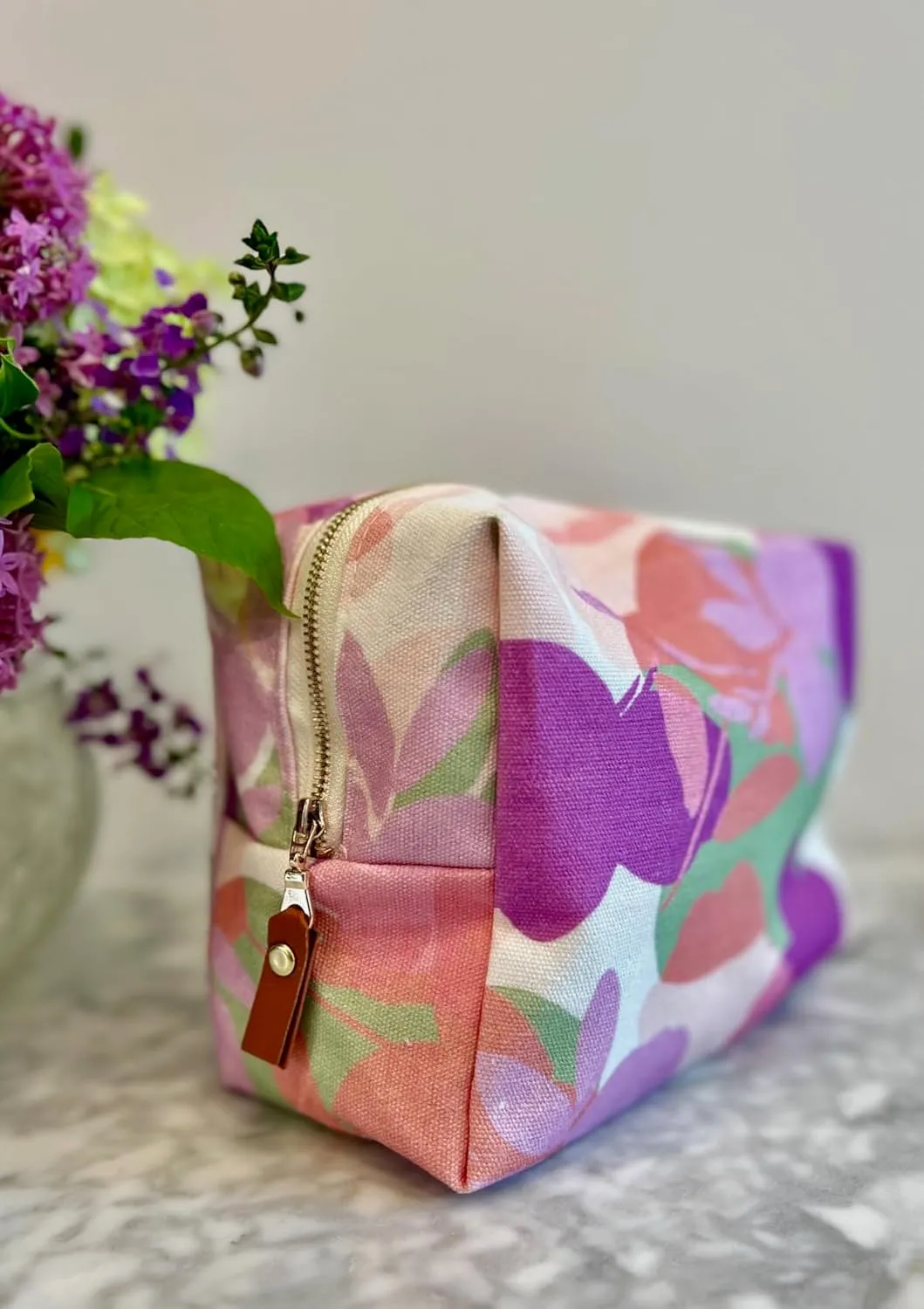Canvas Makeup Bag Cosmetic Pouch for Travel Make Up Accessories for Women and Girls. (Camoflauge foral)