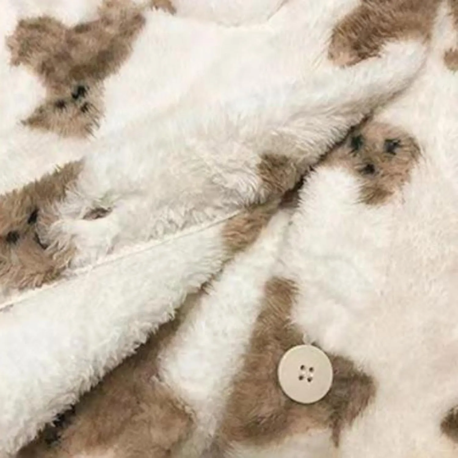 Cute Bear Hooded Plush Robes for Women Animal Print Soft Warm Fleece Long Bathrobe Ladies Teddy Loungewear Pockets