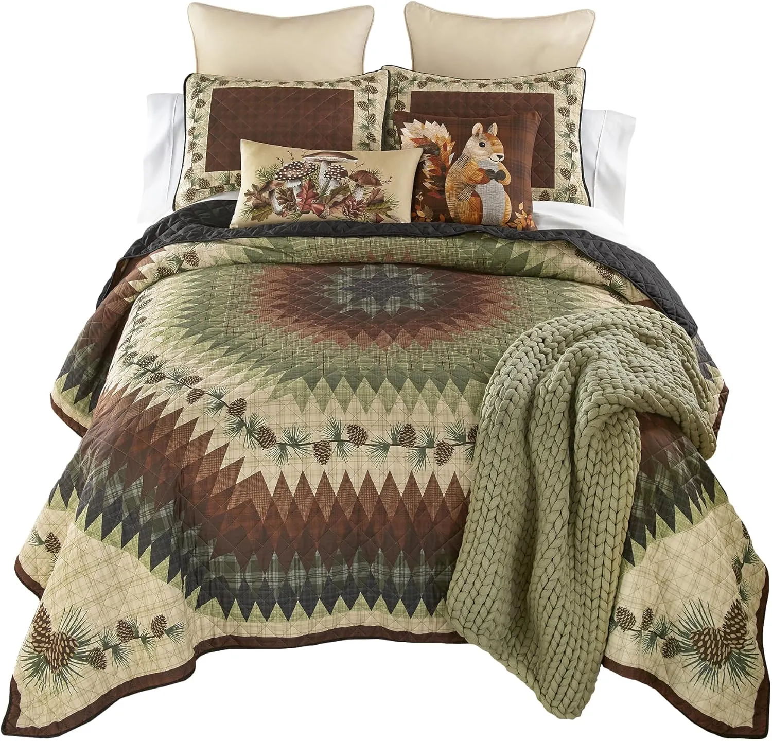 Donna Sharp Pine Circle Quilted Bedding Set - 3-Piece King Size Quilt Set - Includes 1 Quilt and 2 King Pillow Shams - Machine Washable - Traditional Design