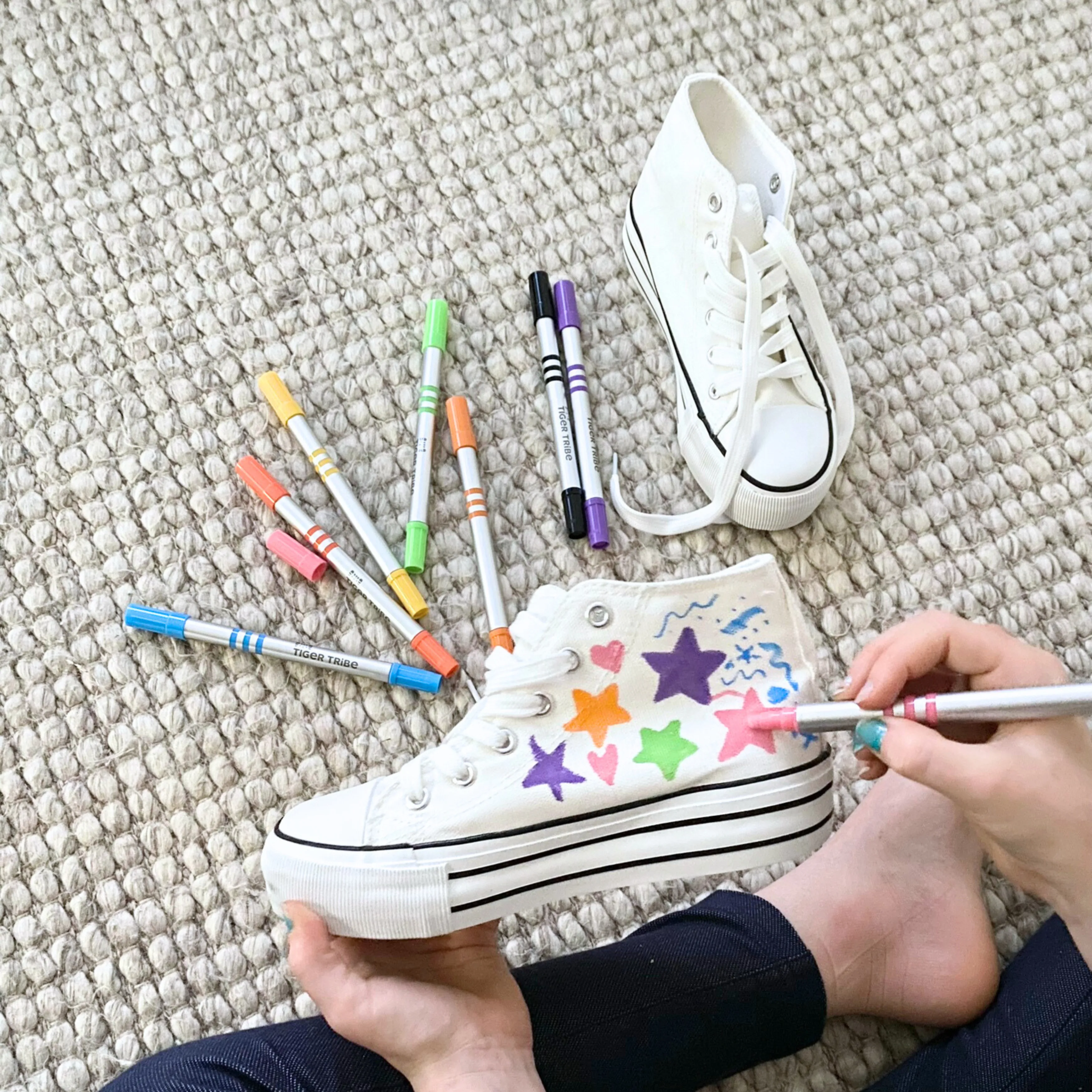DUAL TIP PAINT PENS 8 PACK