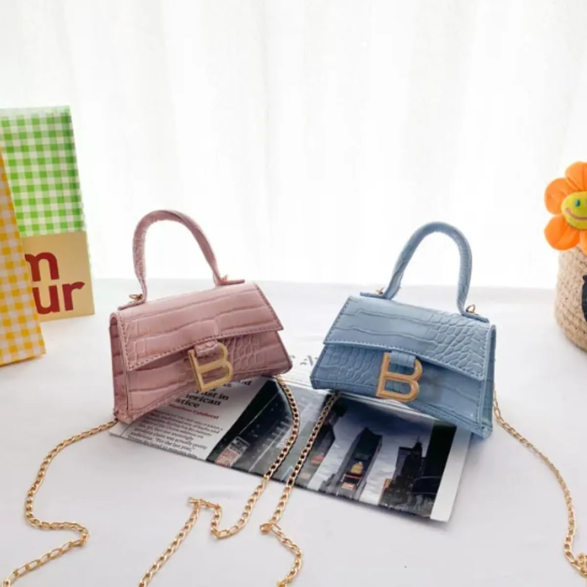 Fashion mini handbags with crocodile pattern