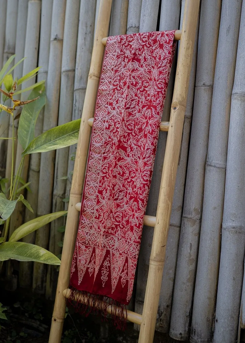 GARNET RED REFINED SILK SARONG