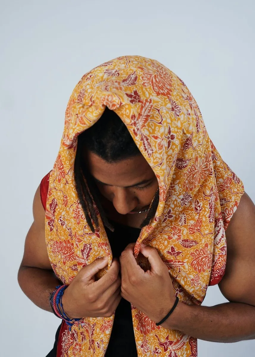 GOLD & CARDINAL REFINED SILK SQUARE