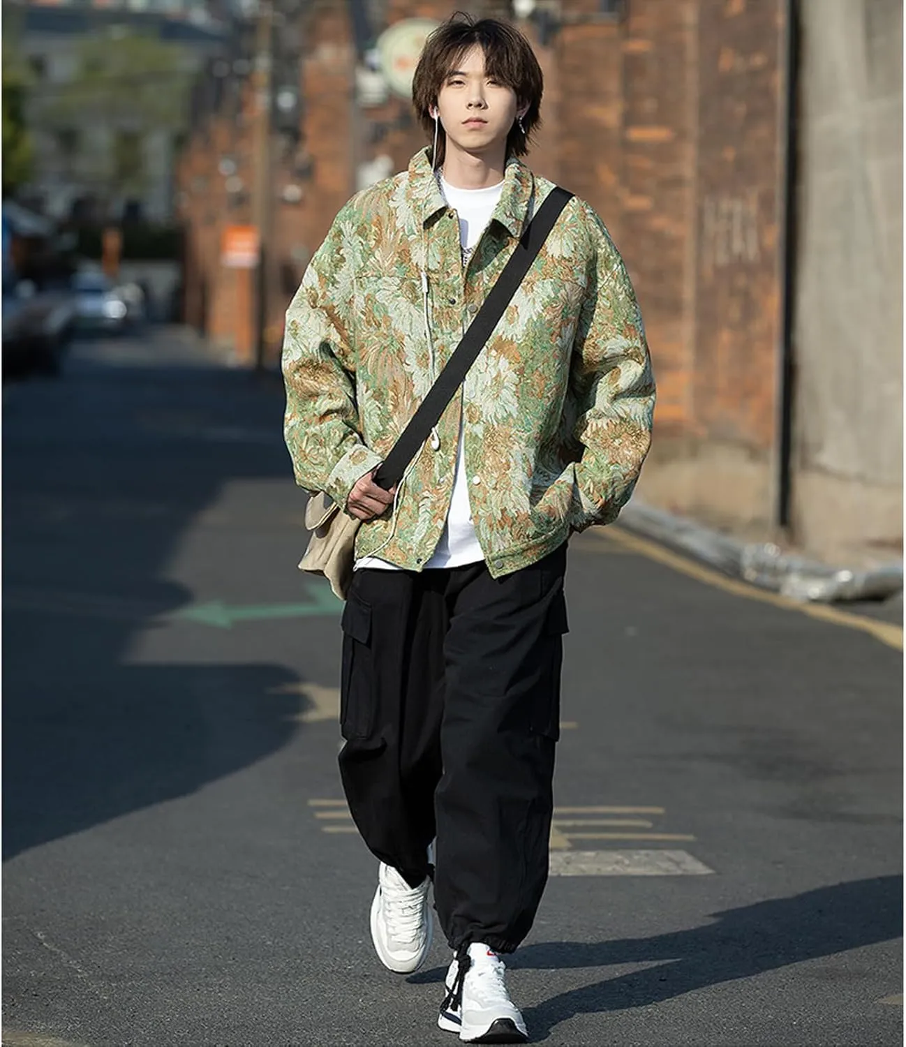 Harajuku Top Men's and Women's Jacquard Embroidered Vintage Jacket Top Men's Casual Loose Coat Men's Button Top
