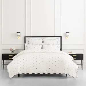 kate spade new york Scalloped Edge 3-Piece Full/Queen Quilt Bedding Set, 100% Cotton Reversible Cover, All Season Warmth Bedding, Machine Washable, Marshmallow