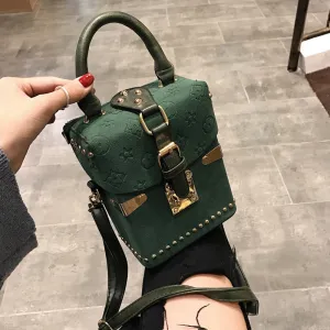 Korean Square Messenger Version Handbags Bag Digital Bag Square of Messenger Box Streamlined the Wild Mobile Bag C40 Package Rivet