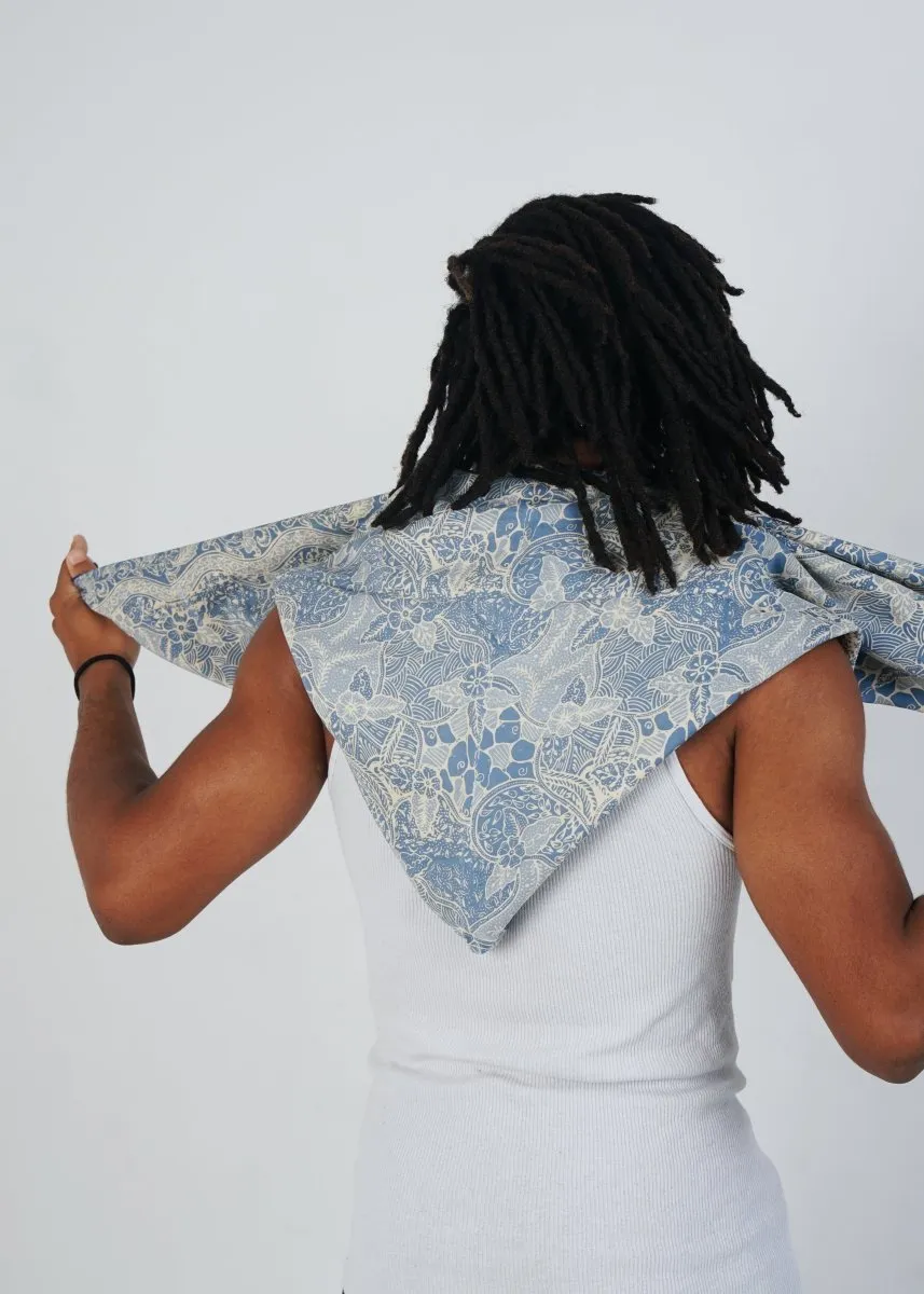 LARGE SKYY BLUE REFINED SILK SQUARE