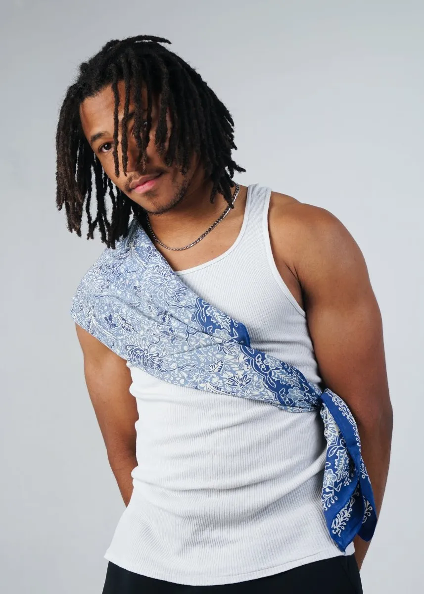 LARGE SKYY BLUE REFINED SILK SQUARE