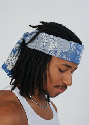 LARGE SKYY BLUE REFINED SILK SQUARE