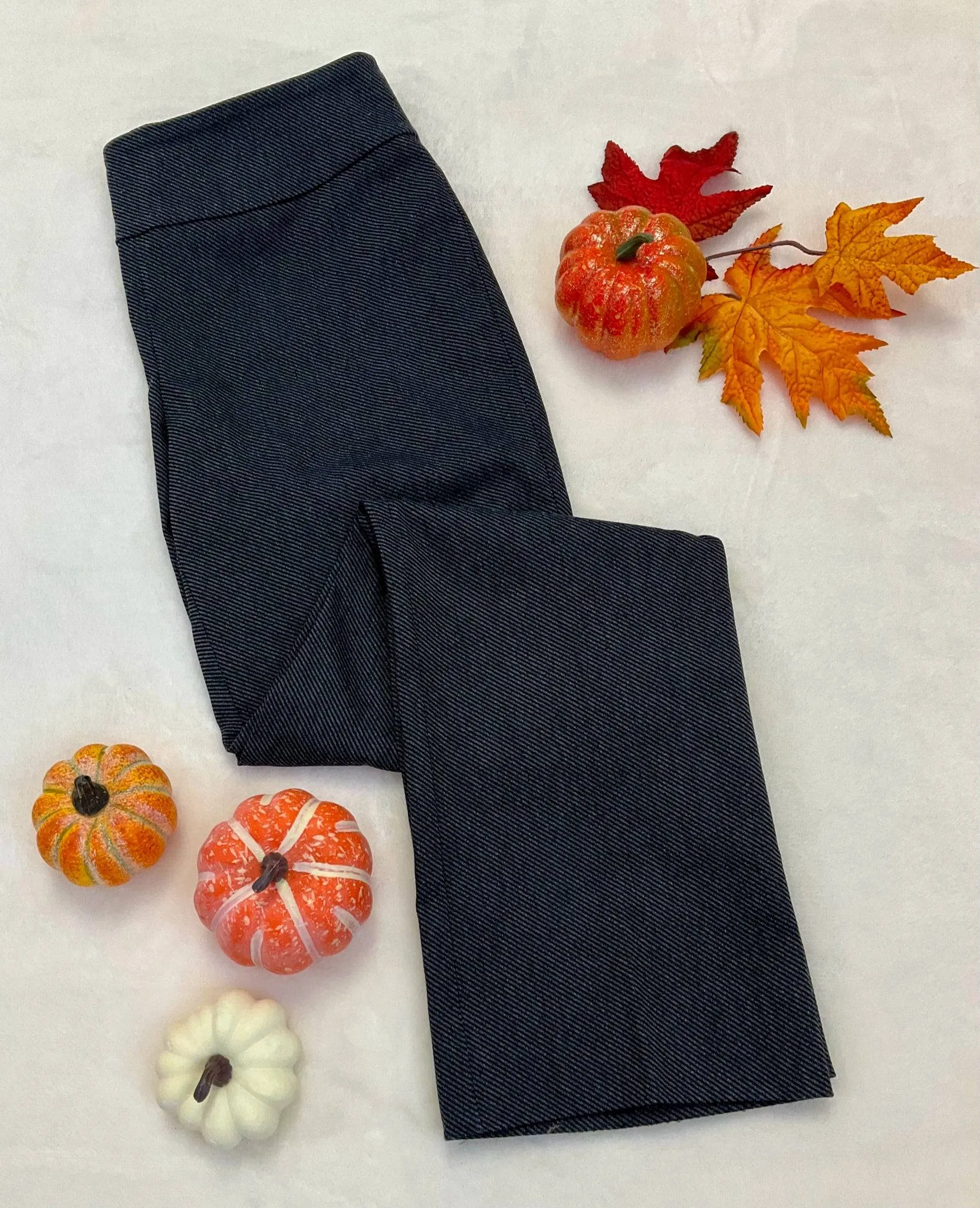 Lisette Black/Gray Stripe Pants Size 6