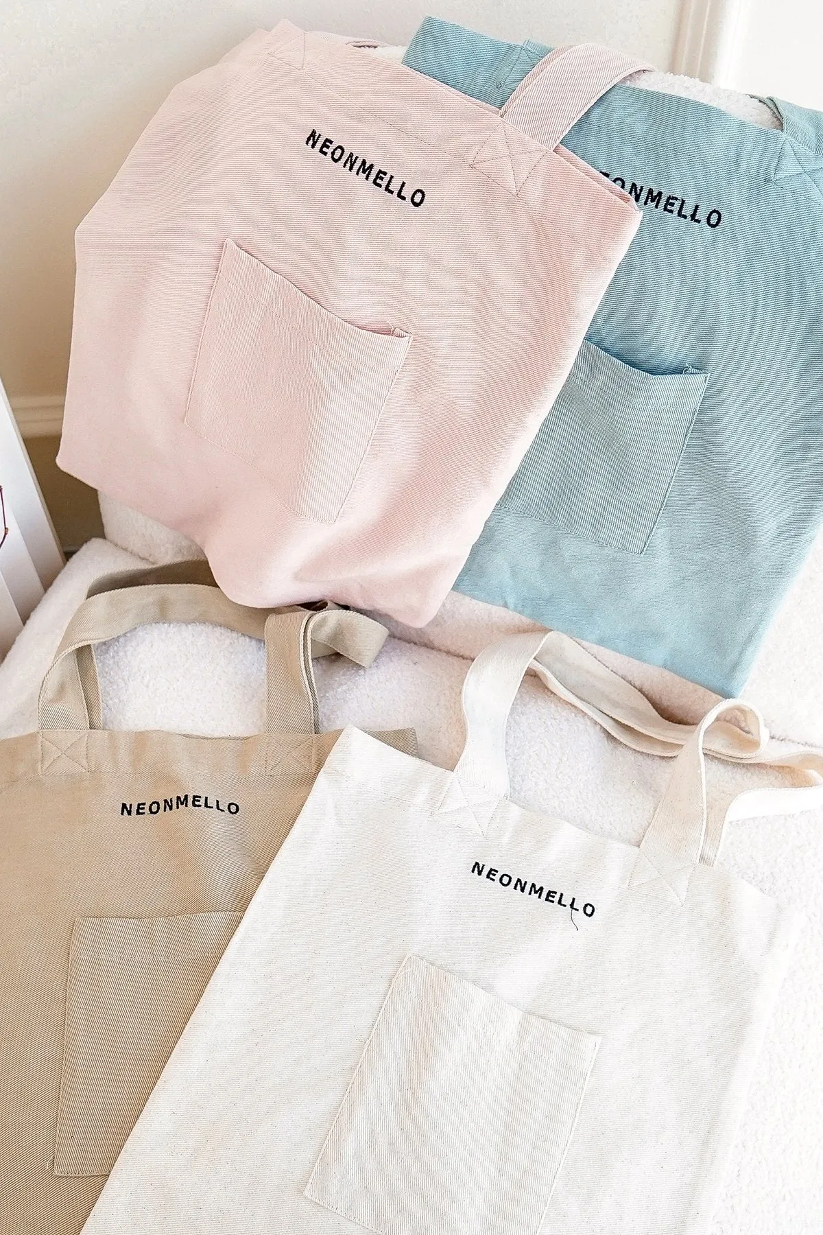 MADEBYNM EVERYDAY POCKET TOTE BAG
