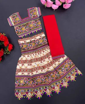 Navratri Highly intuitive Kids Refined Lehenga