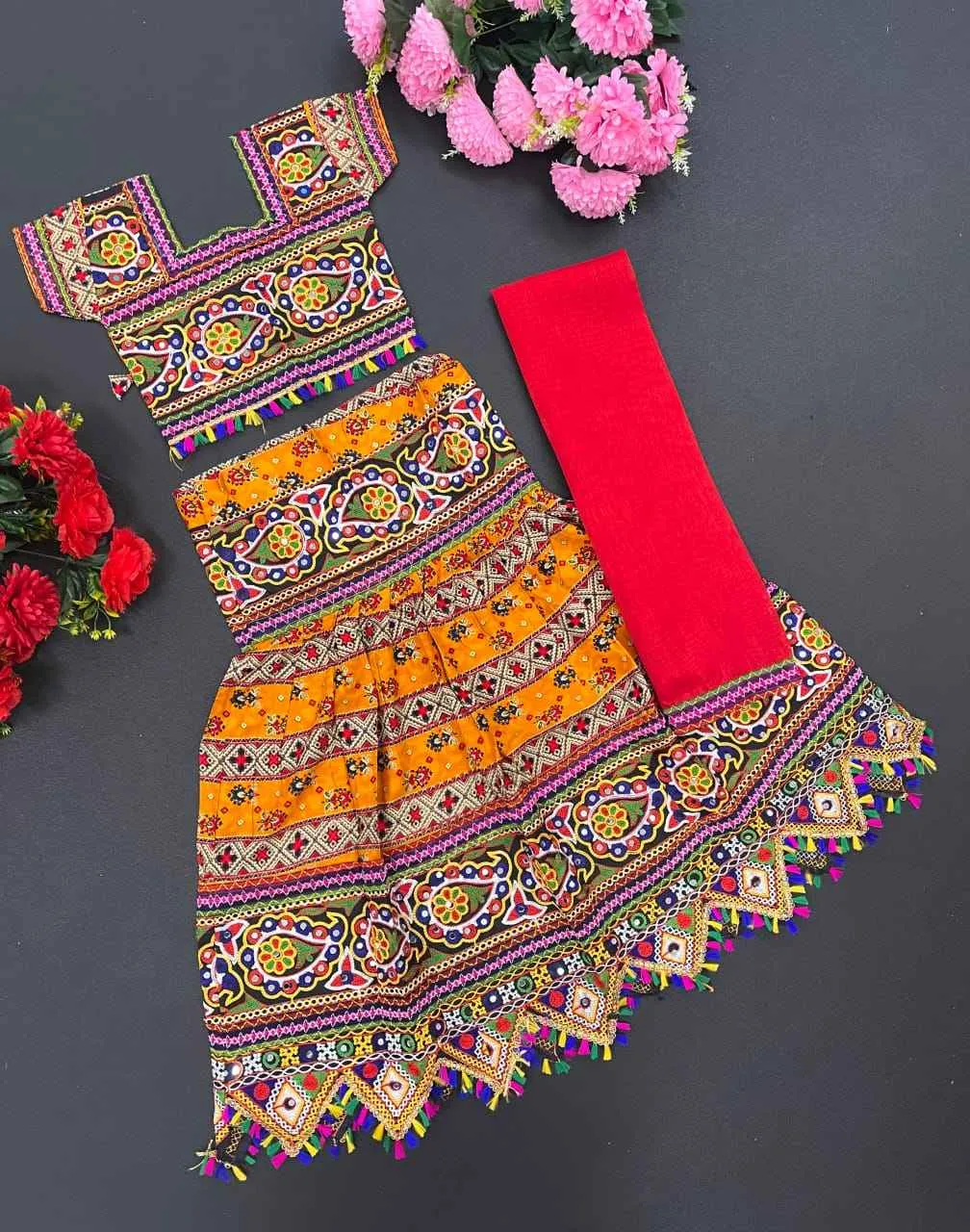 Navratri Highly intuitive Kids Refined Lehenga