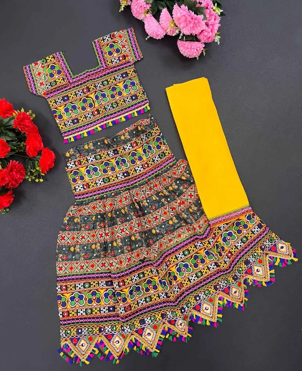 Navratri Highly intuitive Kids Refined Lehenga