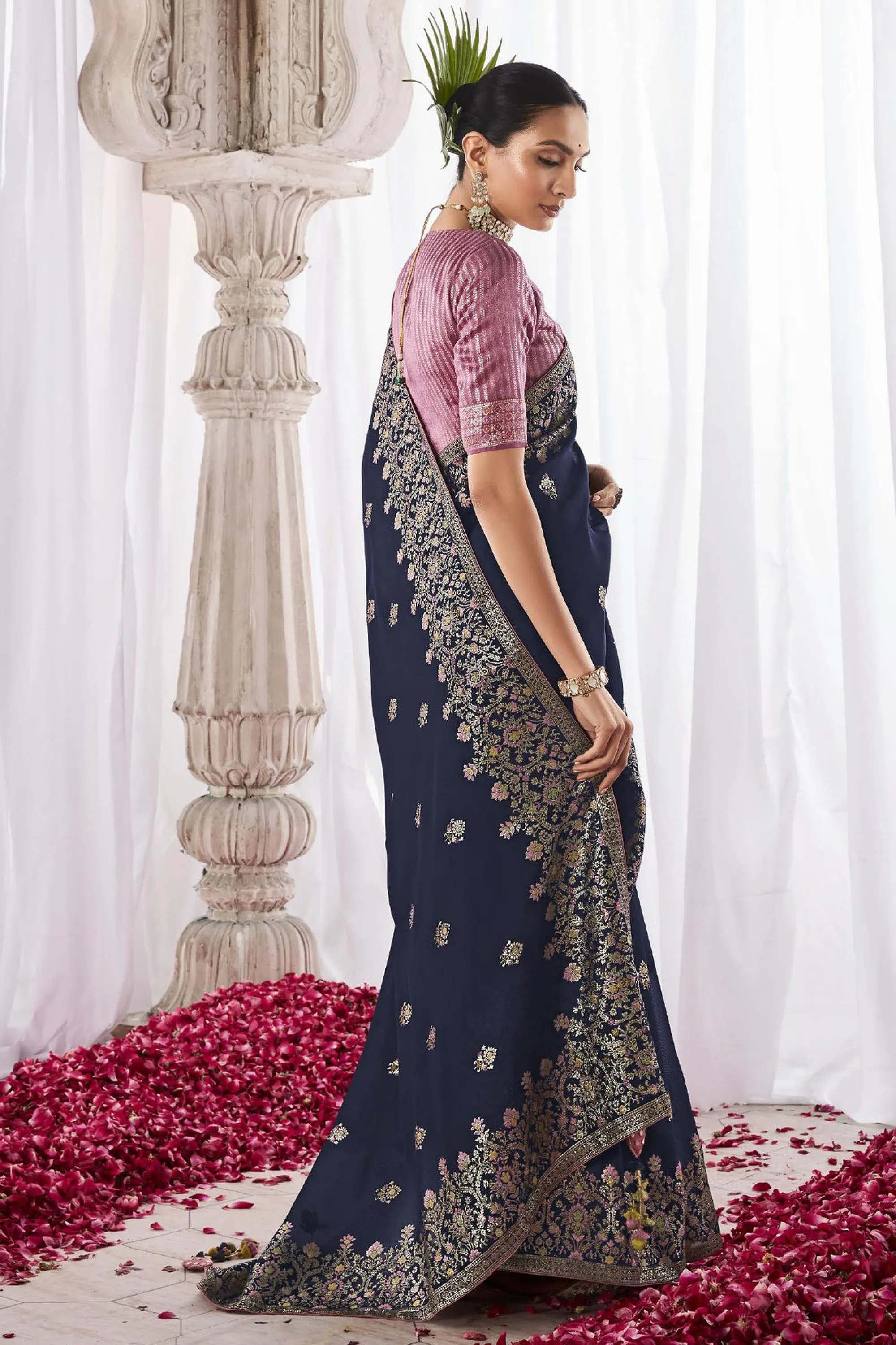 Navy Blue Color Glorious Art Silk Saree With Weaving Work