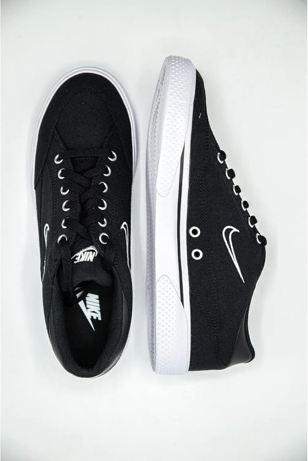 NIKE Boy's Sneakers Shoes