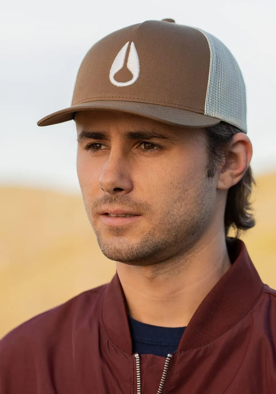NIXON Iconed Trucker Hat