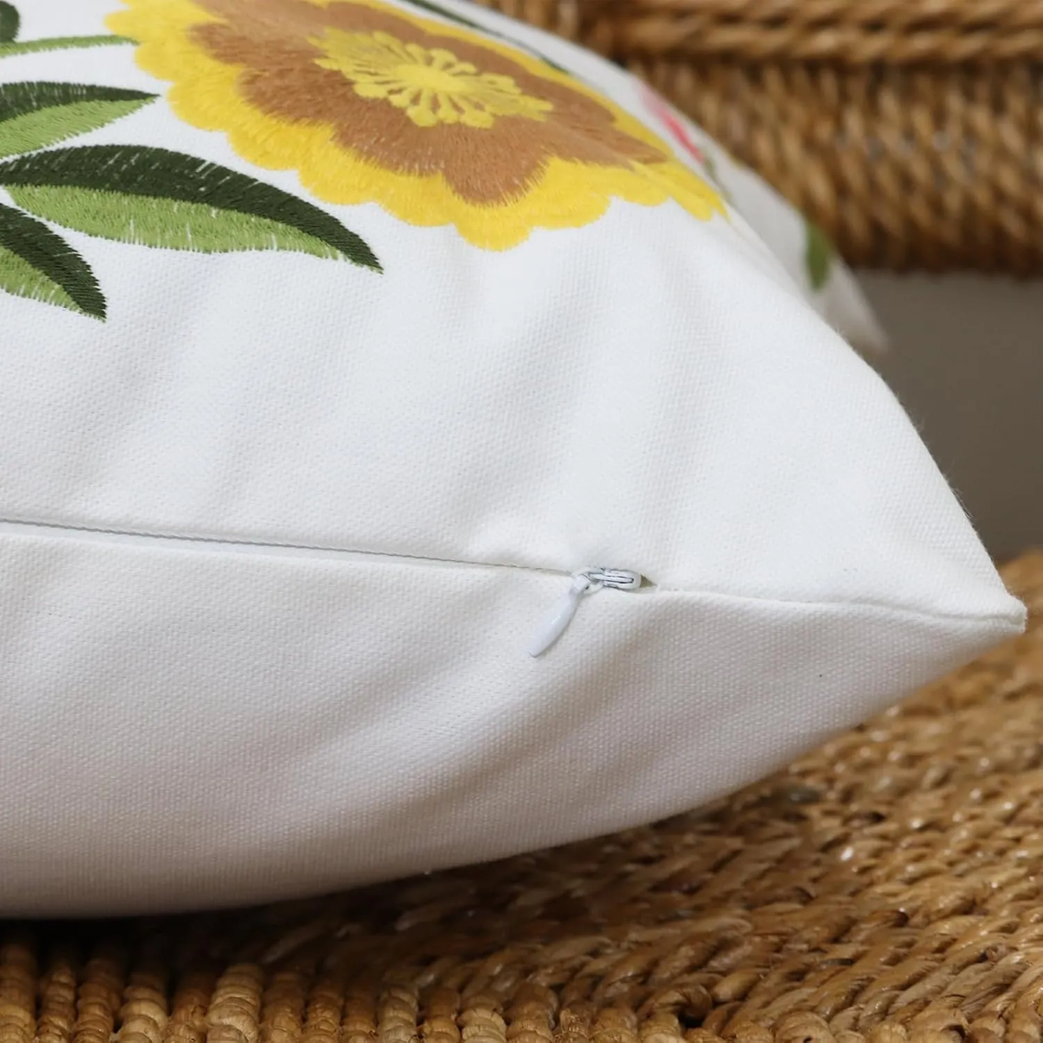 Pack of 2 Embroidered Decorative Throw Pillow Cover 18x18 Inch Farmhouse Floral Pillowcase for Living Room Sofa Bed (Boho Flower)