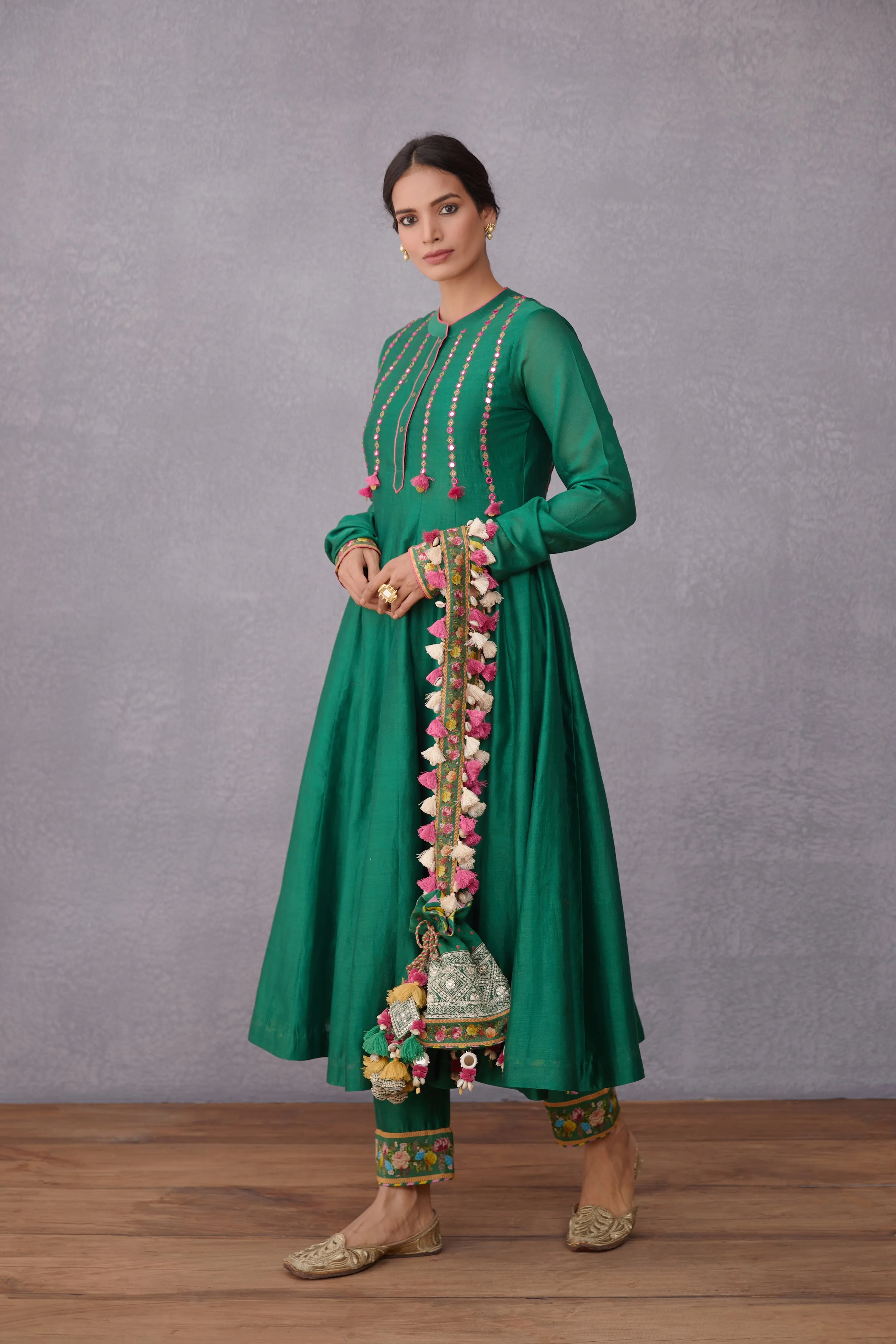 Panna Mariyam Saddle Potli