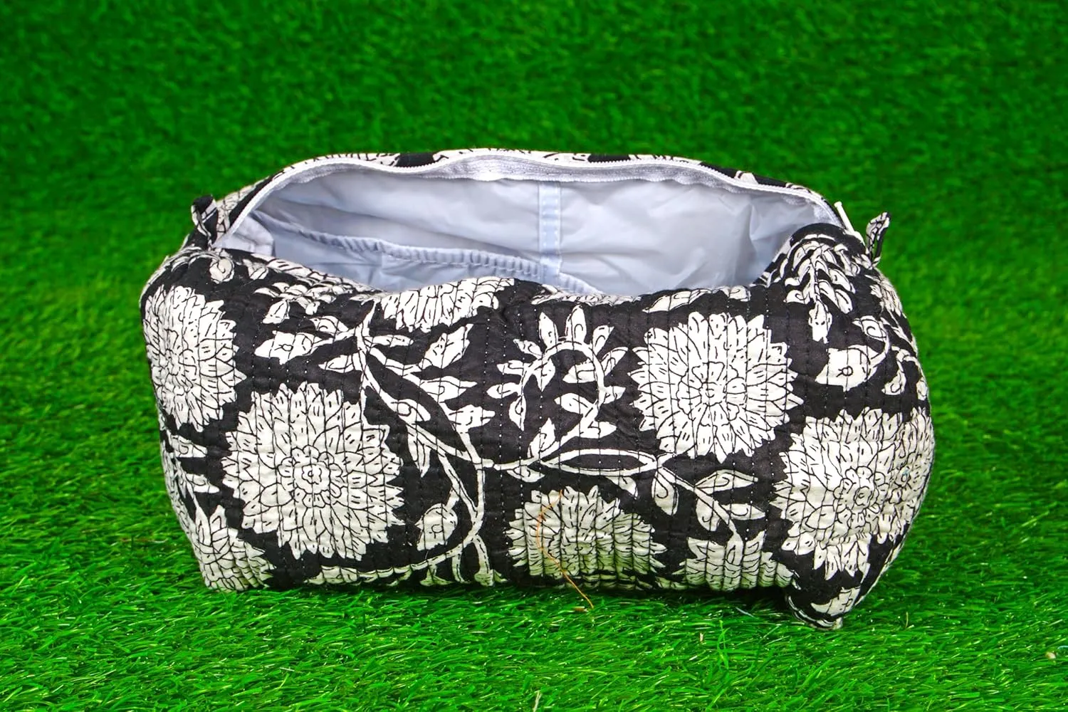 Pieces Indian Handmade Cotton Quilted Handmade Floral Hand Block Print Toiletry Bag,Cosmetic Pouch Bag Makeup Bag For Women (1, Black), 85485