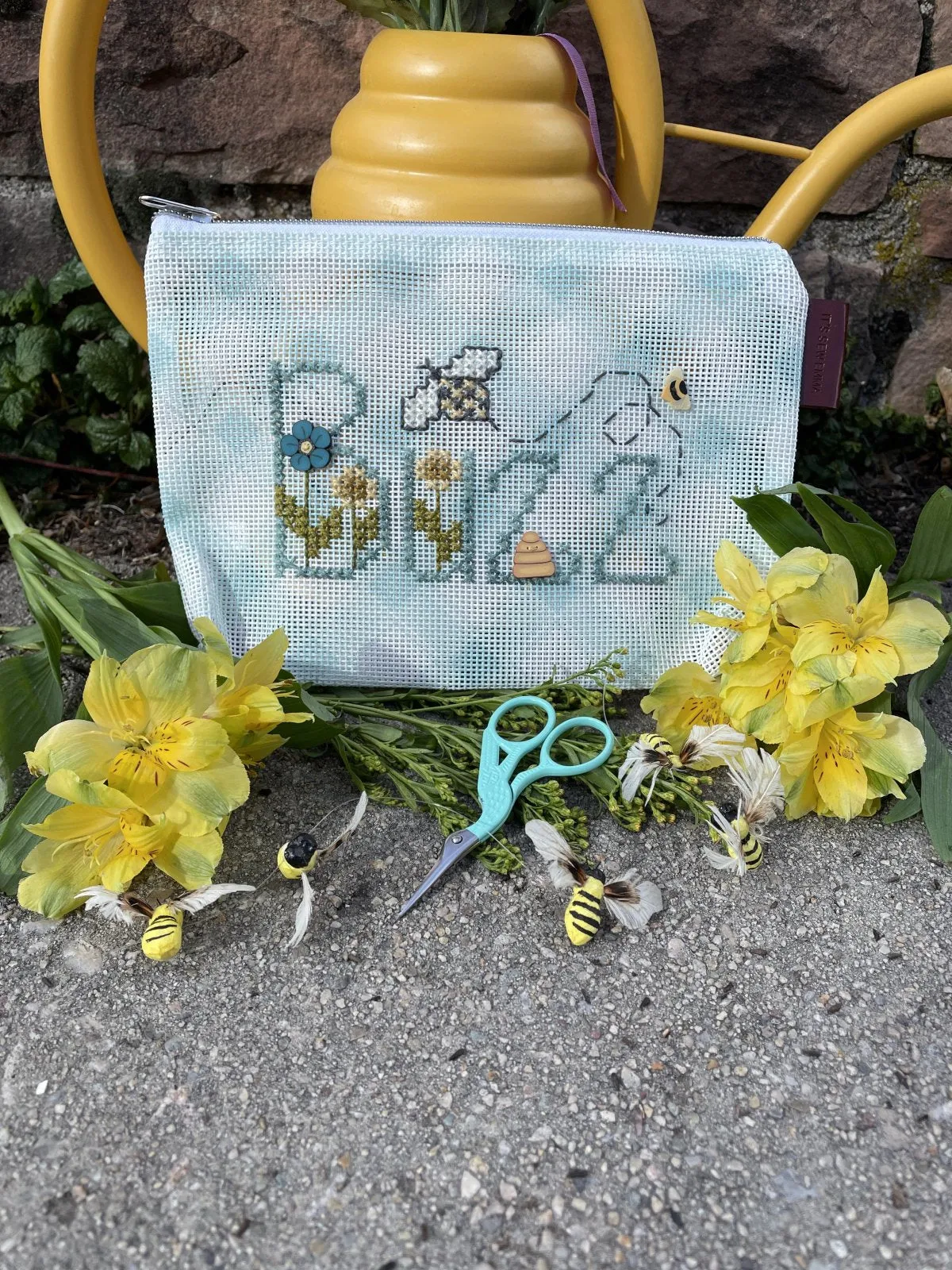 "Buzz" Mini Bag Pattern by Shepherd's Bush
