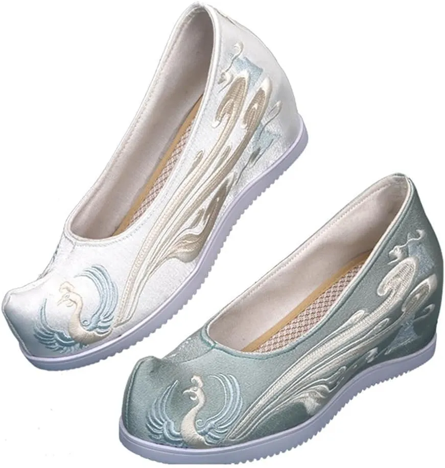 Retro Embroidered Shoes Floral Art Canvas Slip On Loafers Hanfu Matching Shoes Ancient Chinese Shoes