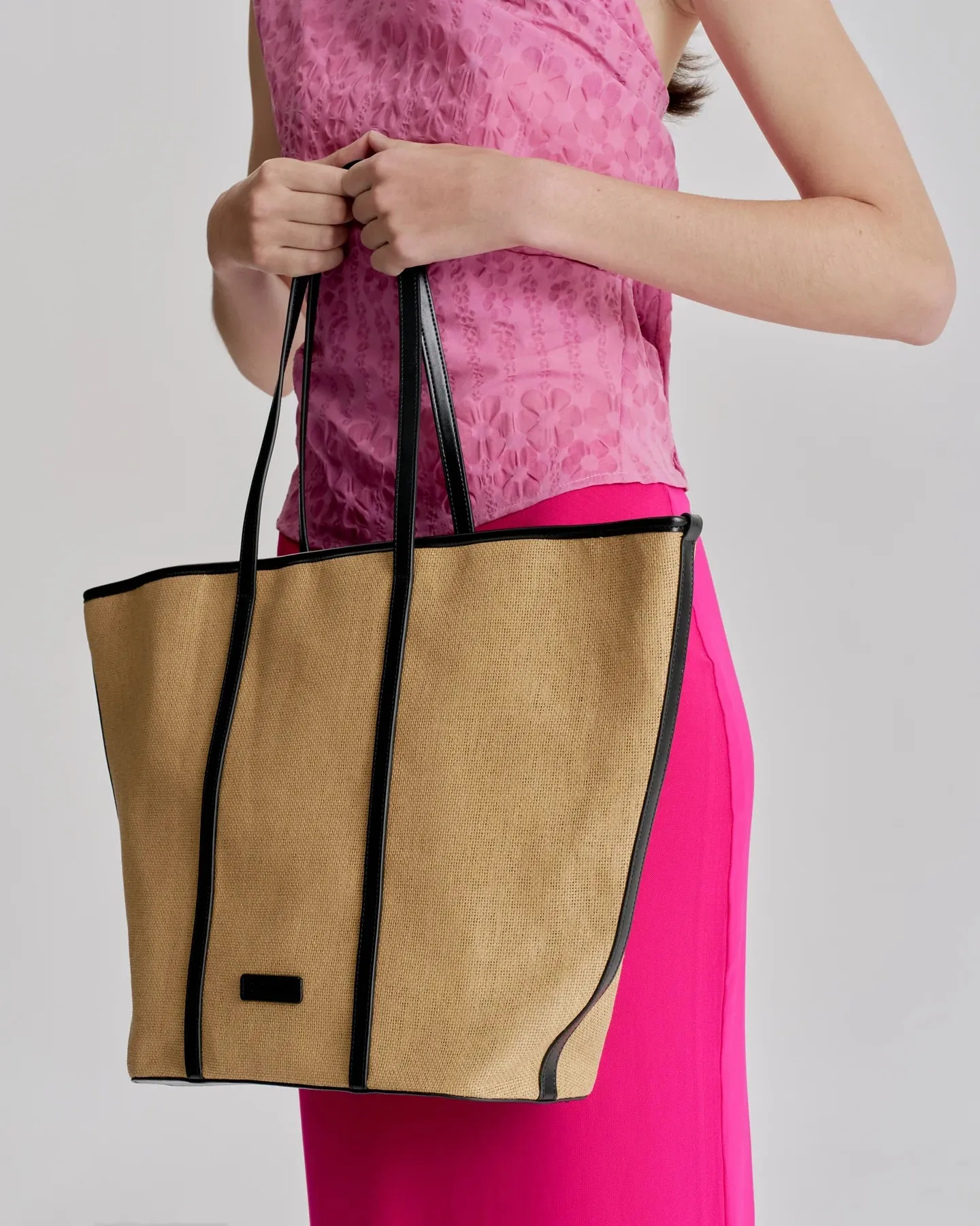 Ritual Large Tote Natural Blk