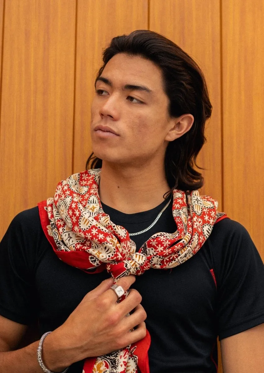 SCARLET NOIR REFINED SILK SQUARE