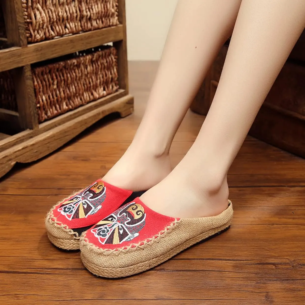 Slippers for Women Flats Breathable Canvas Espadrilles Loafers & slip-ons Embroidered Shoes Casual House Slippers