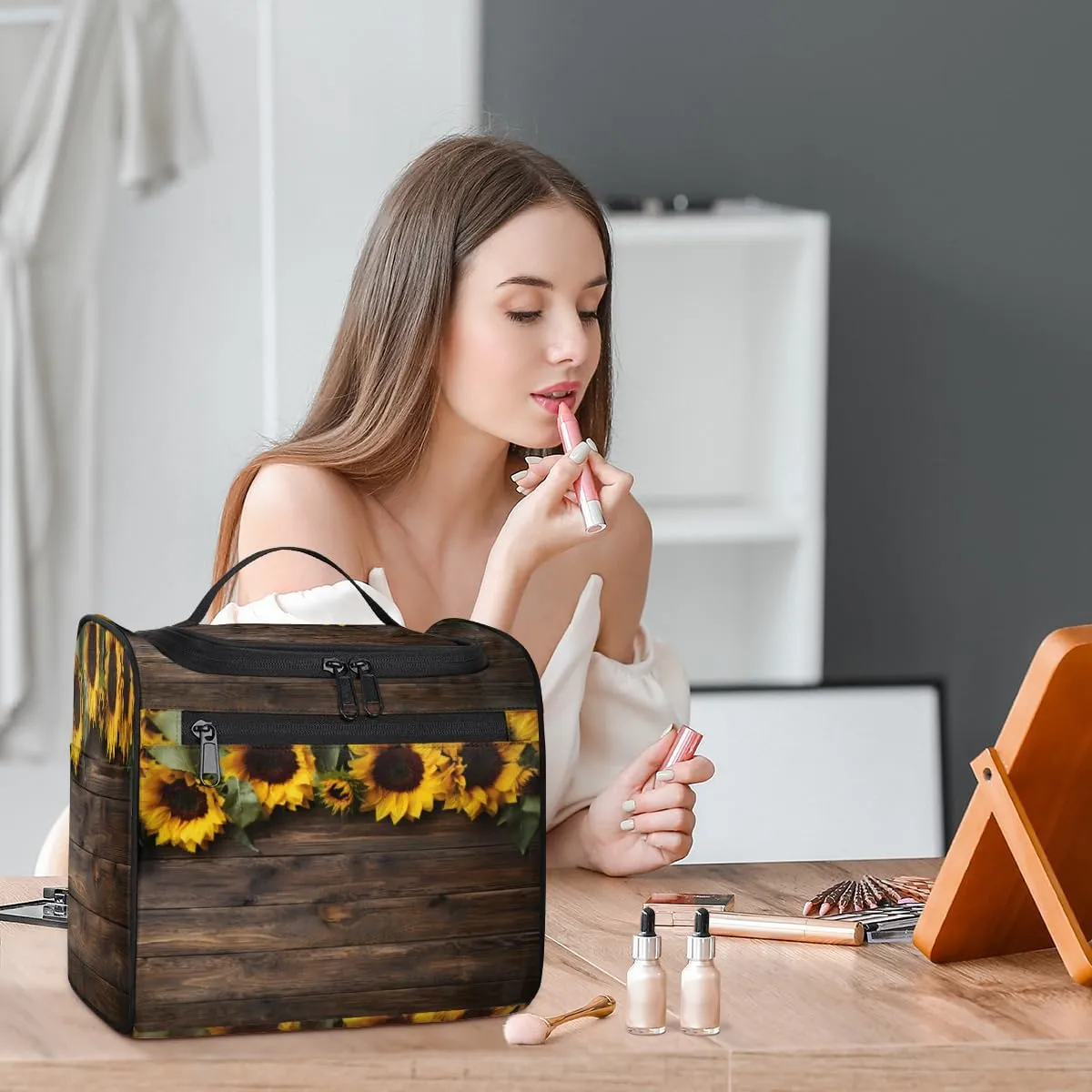Sunflower Farmhouse Make Up Bags for Women Travel Toiletry Bag Portable Makeup Organizer Bag with Metal Hook and Dividers Inside