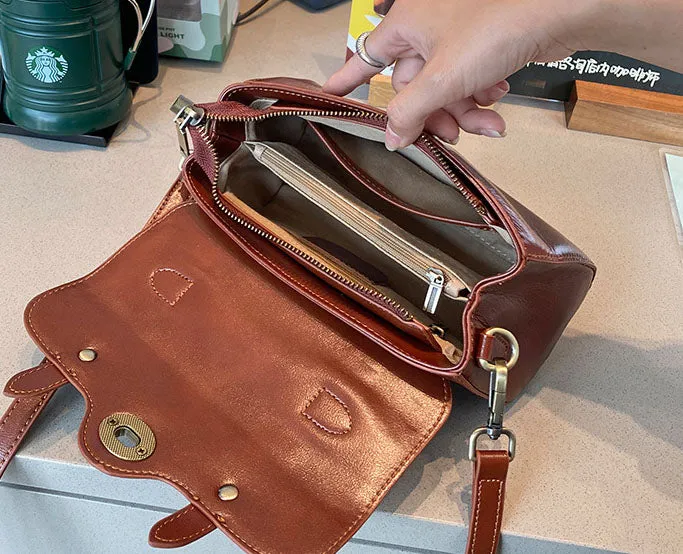 The Regal Satchel