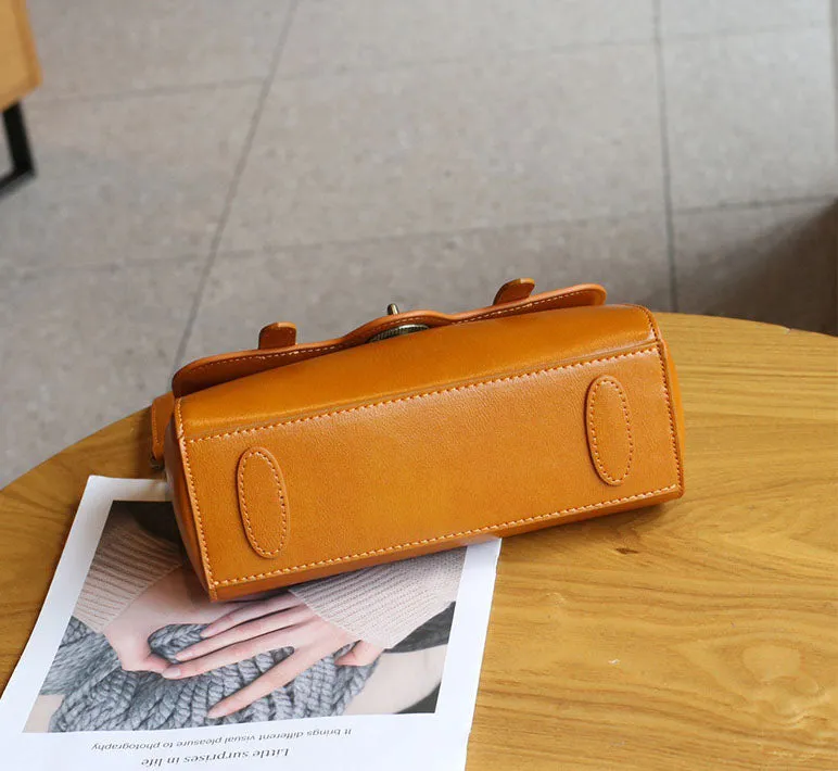 The Regal Satchel