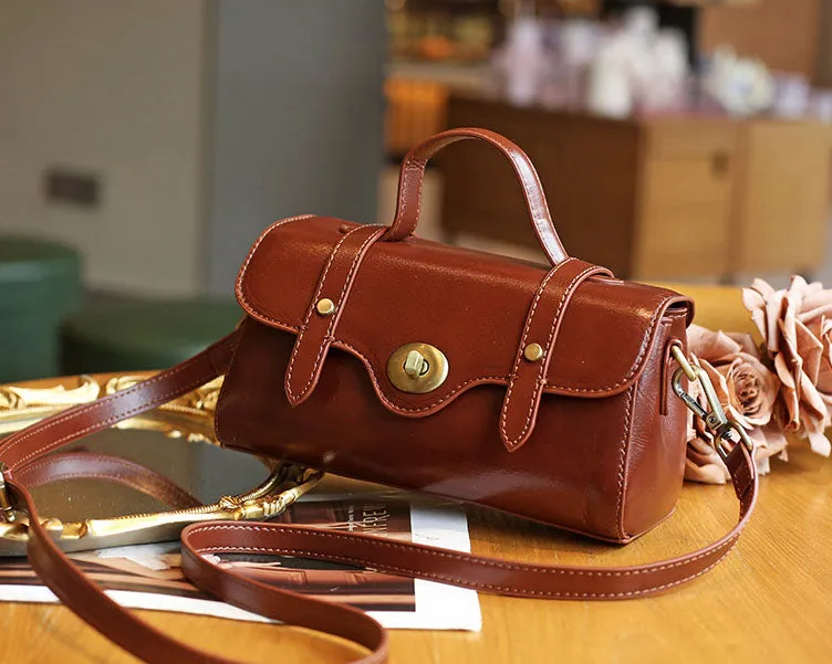 The Regal Satchel