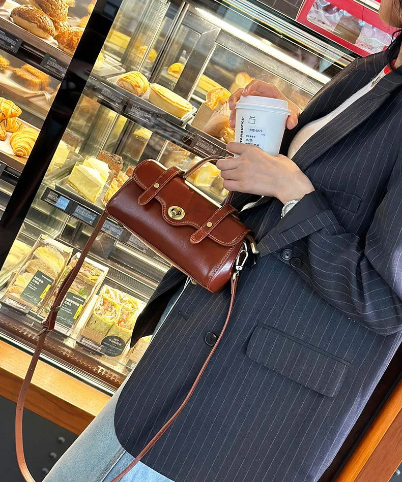 The Regal Satchel
