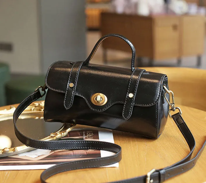 The Regal Satchel