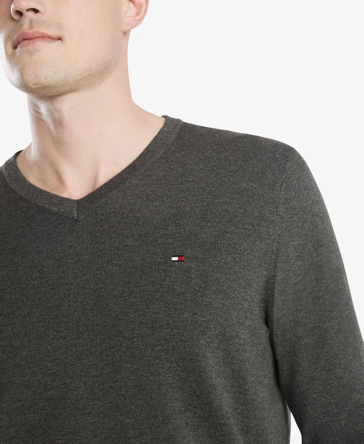 Tommy Hilfiger Men's Essential Long Sleeve Cotton V-Neck Pullover Sweater