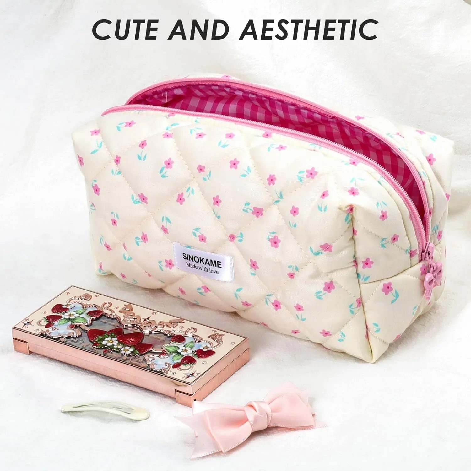 Travel Makeup Bag, Cute Quilted Aesthetic Handmade Cotton Cosmetic Bags for Women, Handmade Cute Coquette Aesthetic Floral Toiletry Storage Bag, Cream Florals