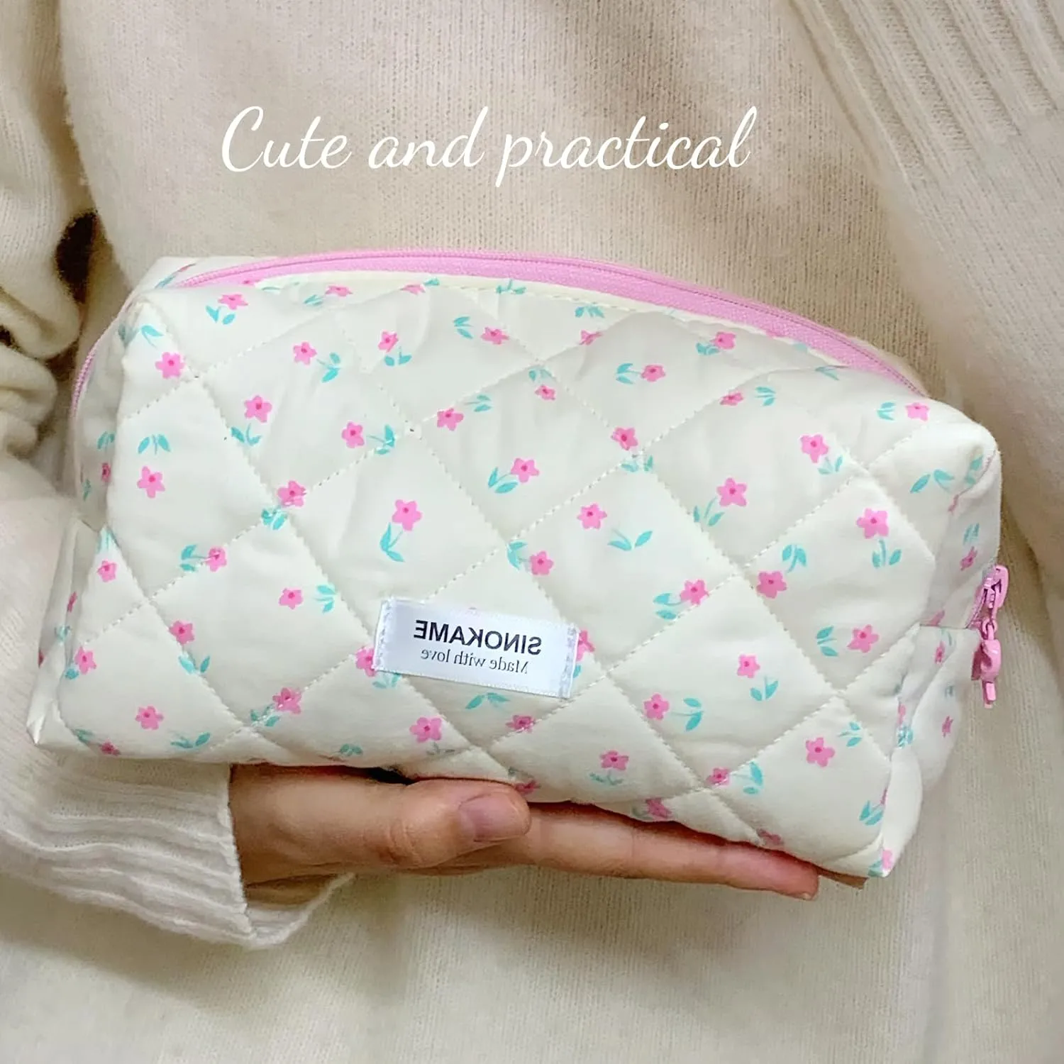Travel Makeup Bag, Cute Quilted Aesthetic Handmade Cotton Cosmetic Bags for Women, Handmade Cute Coquette Aesthetic Floral Toiletry Storage Bag, Cream Florals