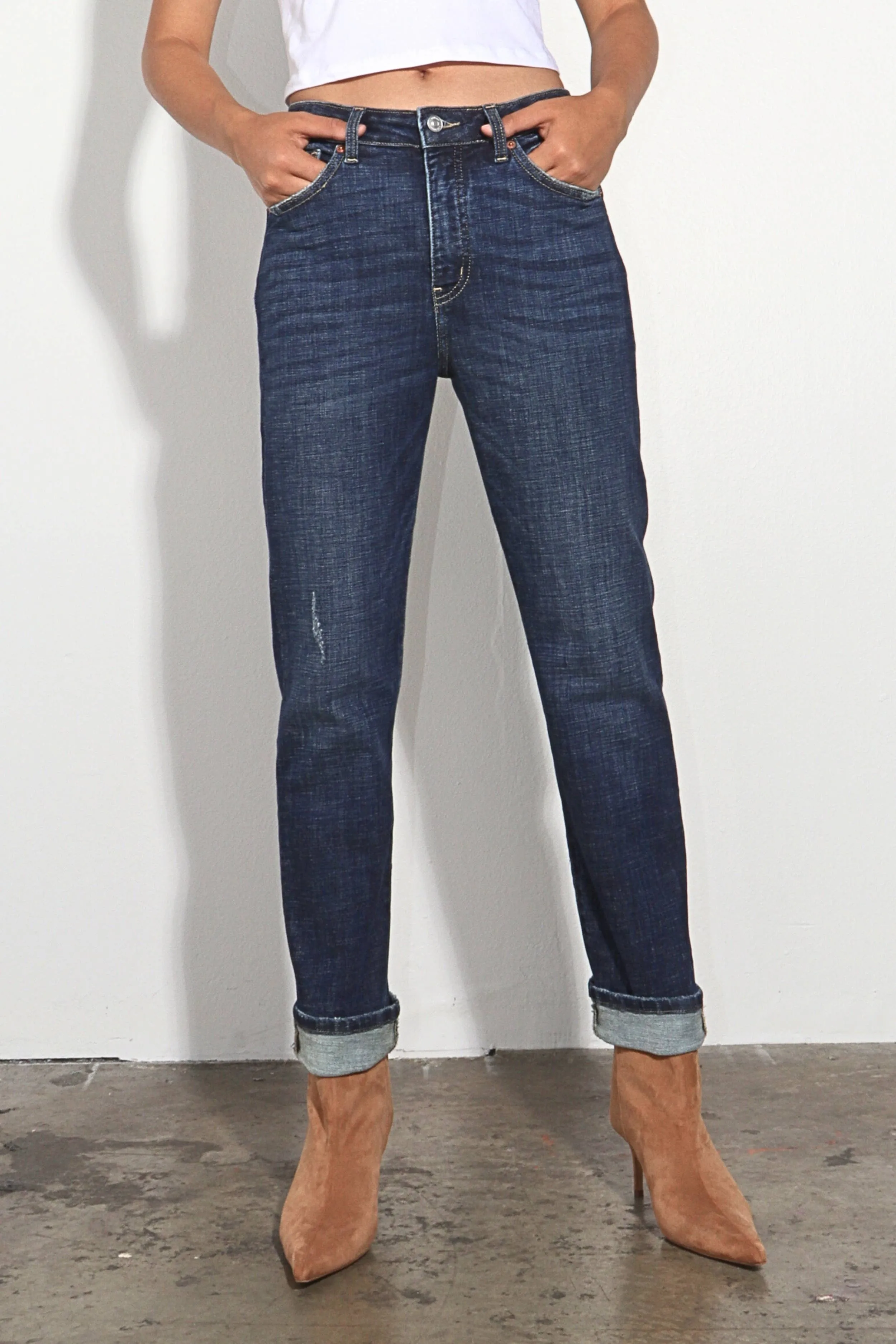 TUMMY CONTROL HIGH RISE STRETCH STRAIGHT JEAN