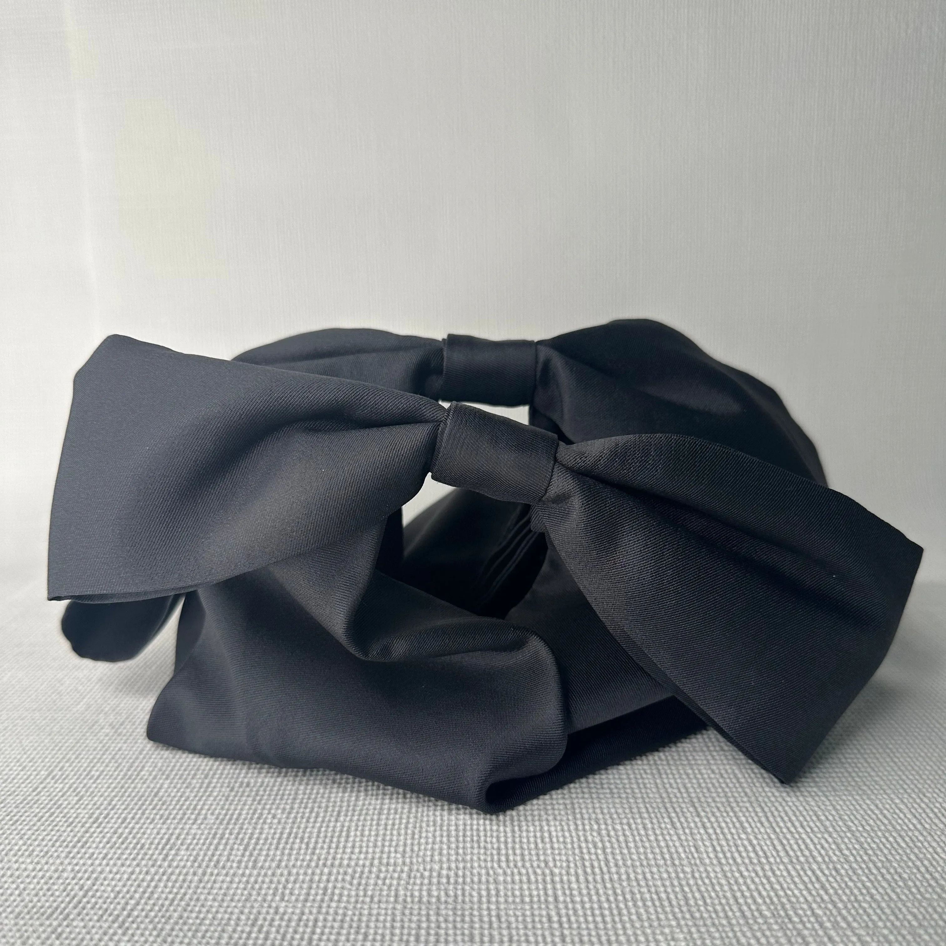 Tuxedo Bows Bag - Charcoal Silk Twill