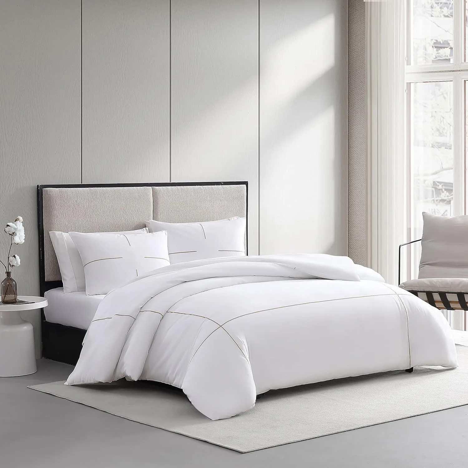 Vera Wang- Queen Duvet Cover Set, Soft Bedding Set with Matching Shams, Chic Room Essentials (Zig Zag White/Beige, Queen)