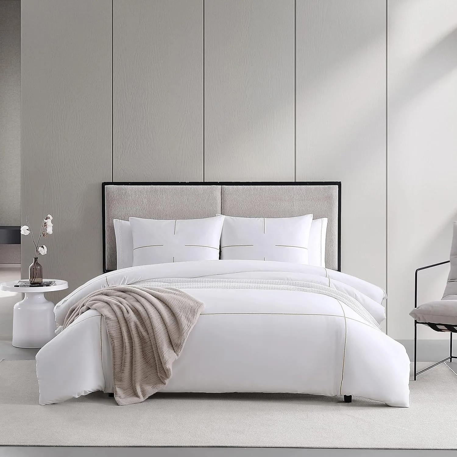 Vera Wang- Queen Duvet Cover Set, Soft Bedding Set with Matching Shams, Chic Room Essentials (Zig Zag White/Beige, Queen)