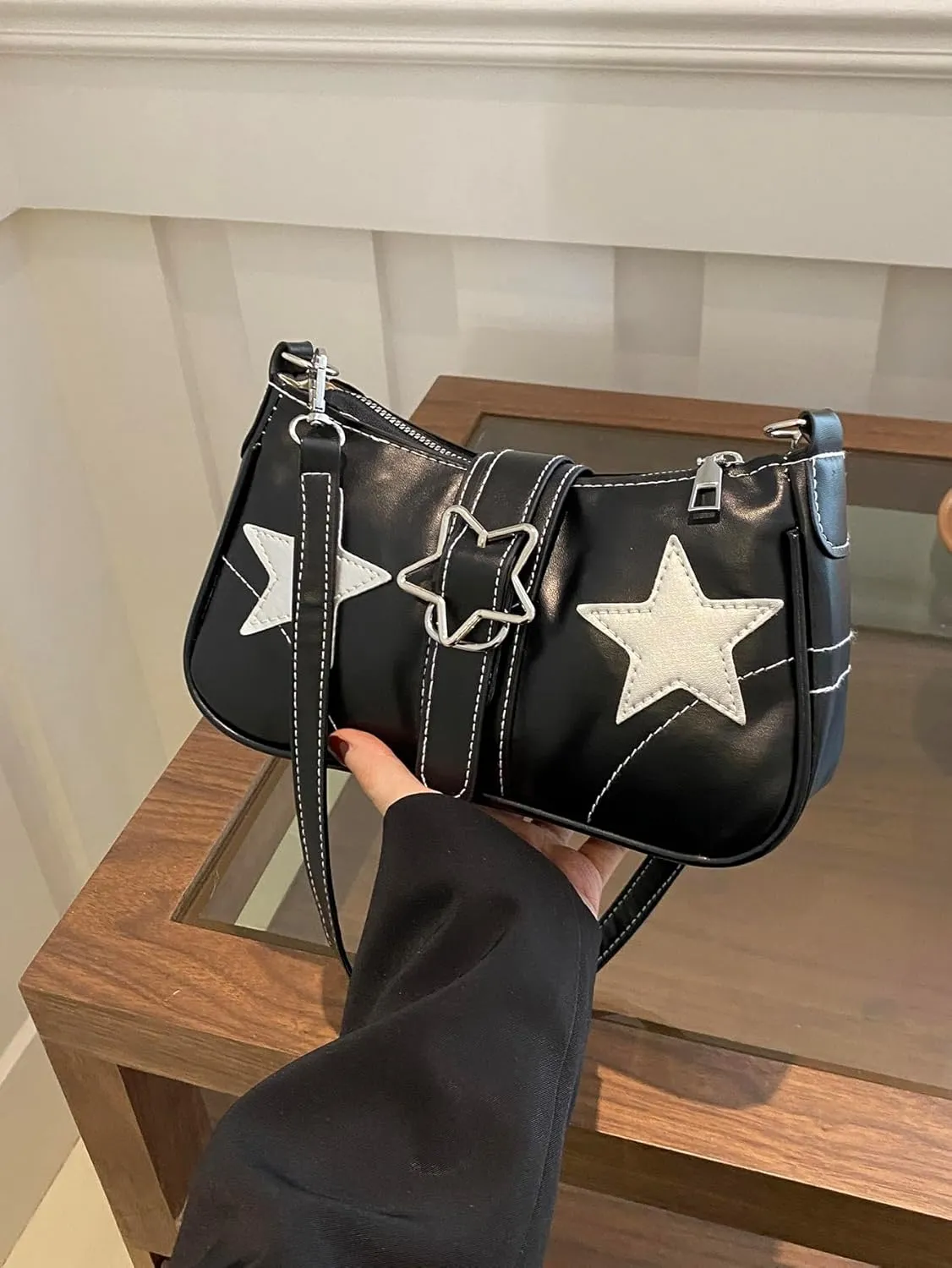 Verdusa Women's Y2K Punk Shoulder Handbags Star Pattern PU Leather Underarm Bag