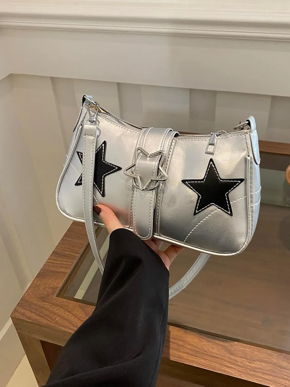 Verdusa Women's Y2K Punk Shoulder Handbags Star Pattern PU Leather Underarm Bag