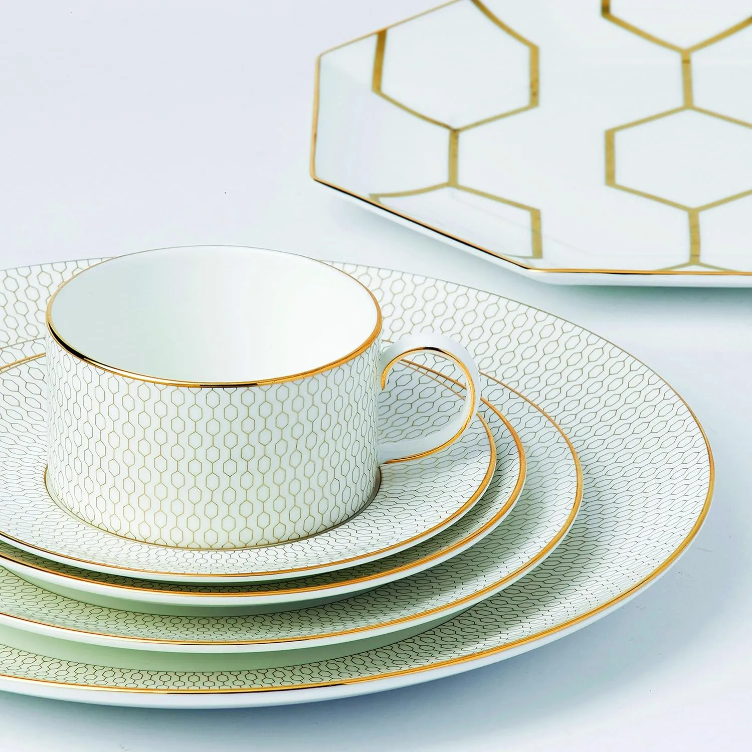 Wedgwood Gio Gold 5-Piece Place Setting